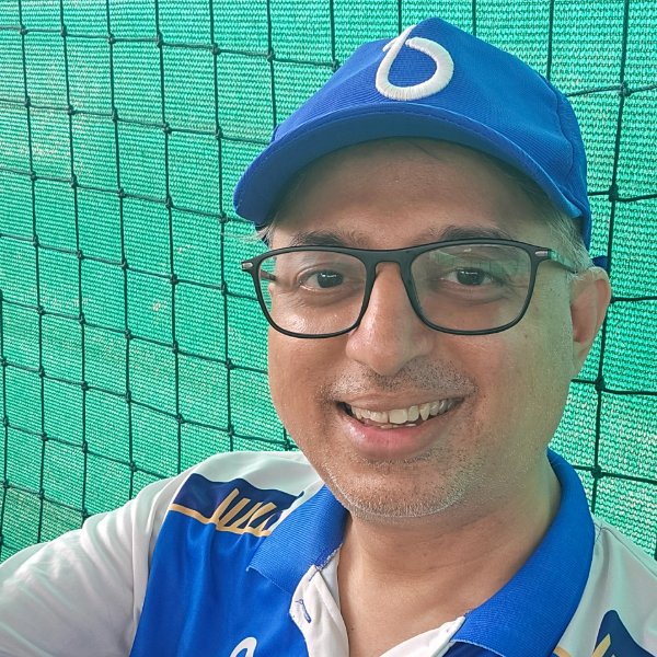 anand makarand thakur