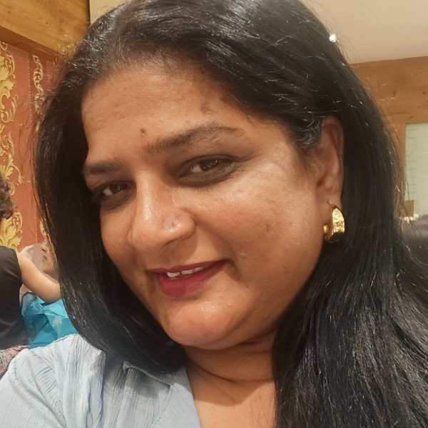Sunita Suhas Shinde